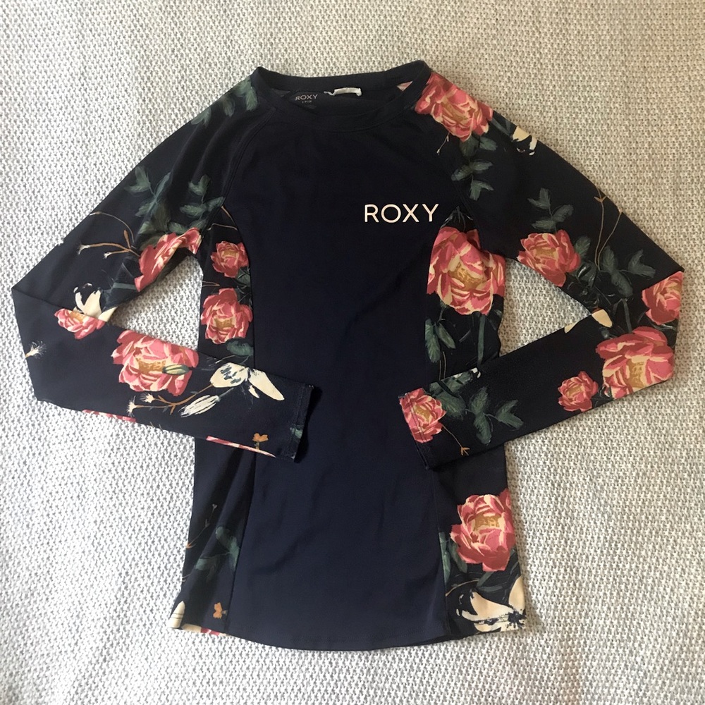 Roxy Women’s Navy Blue Floral Longsleeve Rash Guard Shirt